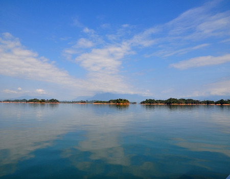 H;万象之都-老挝·万象·南俄湖·万荣·琅勃拉邦6天五星纯玩之旅