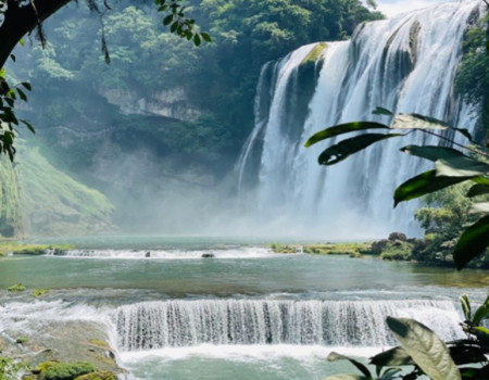 LL-黔悦奢：黄果树瀑布.荔波小七孔.西江千户苗寨.青岩古镇高铁奢华五日游