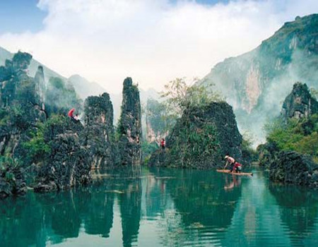 LL-纯玩贵州：黄果树瀑布.荔波小七孔.西江千户苗寨天河潭.风高铁5日游